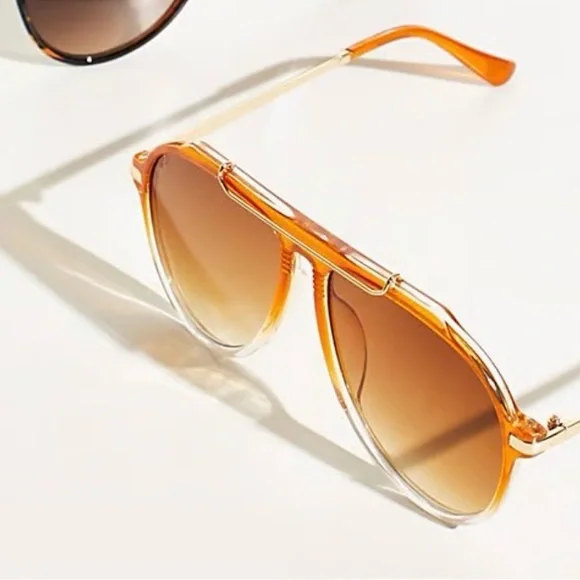 Free People Ventura Sunglasses Orange Gradient NWT MSRP $25 - Picture 3 of 5